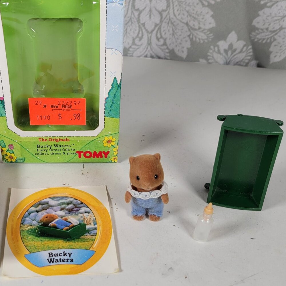 Vintage Sylvanian Families - Bucky Waters Baby Beaver w/Cradle Bottle Sticker
